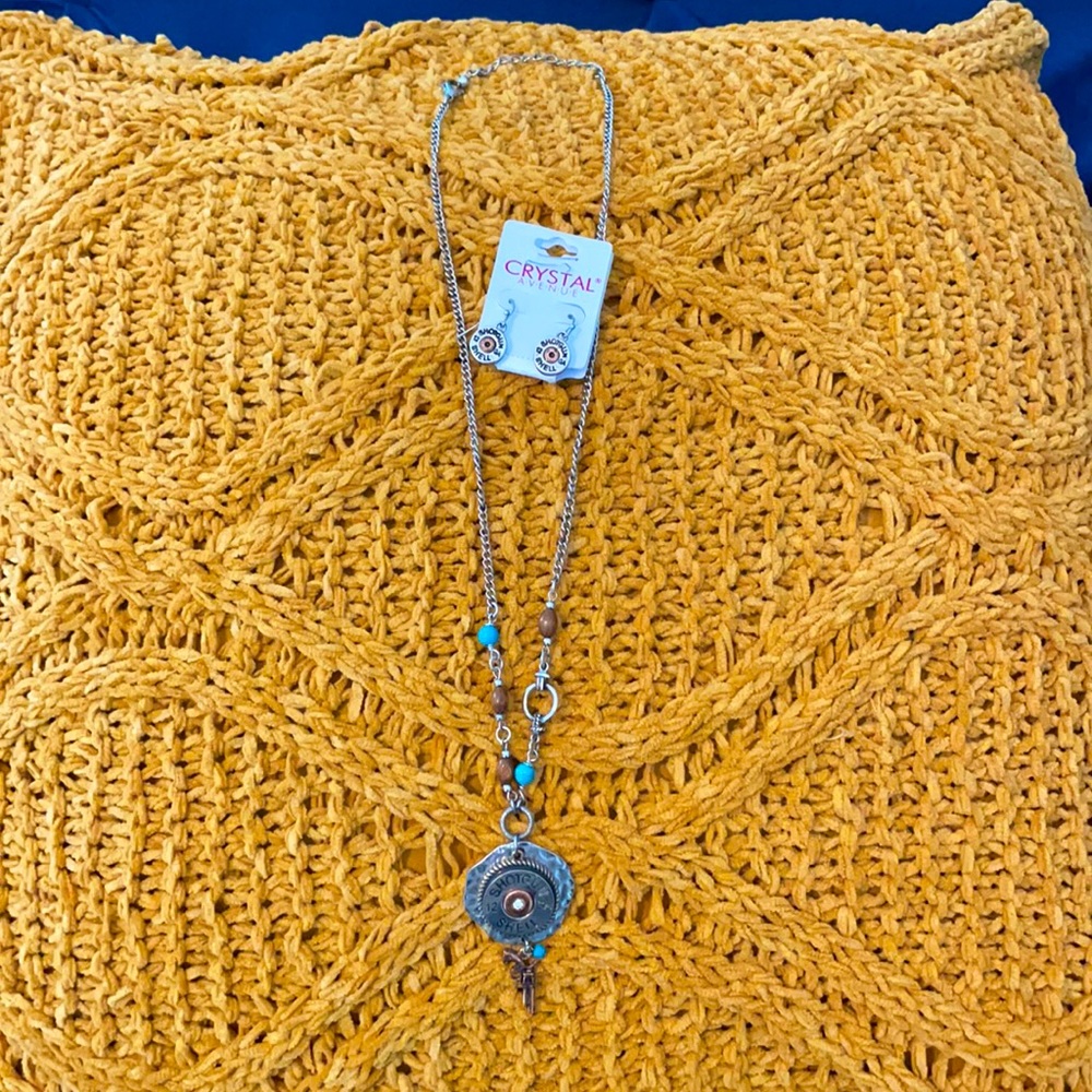 Boutique Necklace
